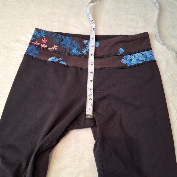 Lululemon Skinny Groove Leggings Sz 4 Petal Pop Floral Waist Workout Gym Sporty - Picture 12 of 14